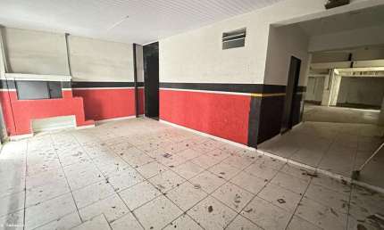 Comercial para Locação em São José dos Campos, Jardim Satélite, 2 banheiros, 4 vagas