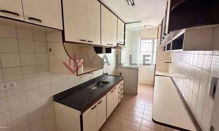 Apartamento para Locação em São José dos Campos, Jardim Satélite, 2 dormitórios, 1 banheiro, 1 vaga