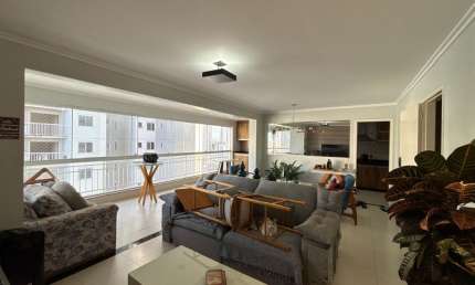 Apartamento para Aluguel no Setor Bueno 4 Quartos 3 Suítes 144m² Nascente