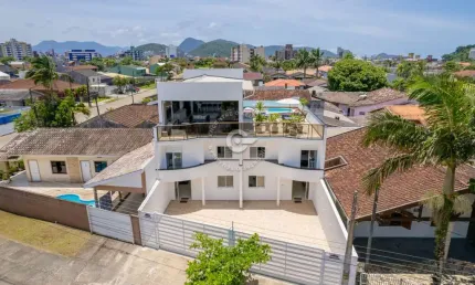 Casa com 6 quartos à venda na Rua Republica Del Paraguai, 300, Brejatuba, Guaratuba, 300 m2 por R$ 1.449.000