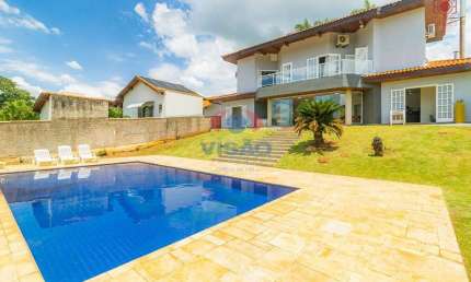 Casa à venda com 2 Suítes no condomínio Terras de Santa Rosa - Salto/SP
