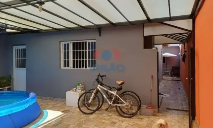 Casa a venda Parque Campo Bonito, sendo duas casas no mesmo terreno, aceita financiamento e permuta por chácaras em Indaiatuba/SP