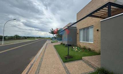 Casa em condomínio para aluguel, 4 quartos, 2 suítes, Jardim Residencial Dona Lucilla - Indaiatuba/SP
