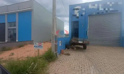 Terreno com Galpão Pronto – Excelente Oportunidade! No Jardim Guarujá em Salto SP .