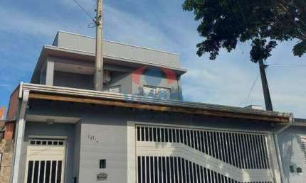 Casa no Jardim Veneza com 4 Dormitórios, churrasqueira em Indaiatuba SP