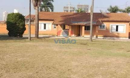 Casa a venda no Condomínio Village Terras de Indaiá com terreno de 2700 m2 em Indaiatuba/SP