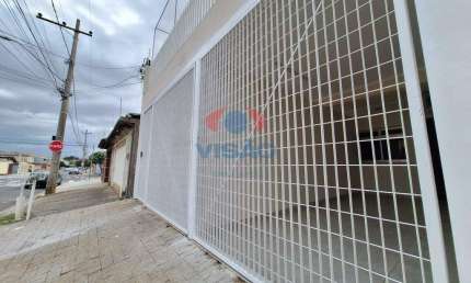 Casa com 2 dormitórios próximo ao Polo Shopping para locação!