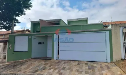 Casa a venda com 03 dormitórios sendo 03 suites e piscina no Jardim Regina em Indaiatuba/SP