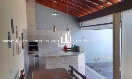 Casa para Venda em Jaboticabal, Aparecida, 3 dormitórios, 1 suíte, 3 banheiros, 2 vagas