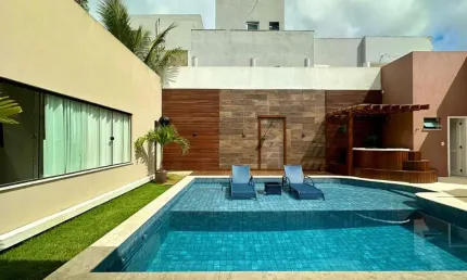 Linda casa 4 suítes em condomínio fechado em Villas de Jacuípe 420m²