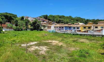Excelente area na Granja dos Cavaleiros, com 8250m2, com condominio residencial ao lado, e onibus na porta