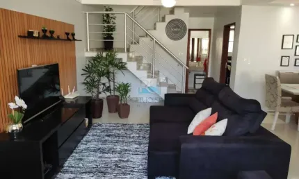 Casa com 3 quartos à venda na Avenida Vereador Roberto Garrido de Souza, Lagoa, Macaé, 221 m2 por R$ 1.250.000