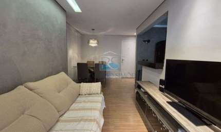 Excelente apartamento com 2 quartos sendo 01 suite e quintal com 62m2 - Condominio com seguranca 24h e area de lazer