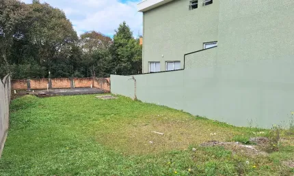 Terreno com 9 metros de testada e excelente potencial  construtivo