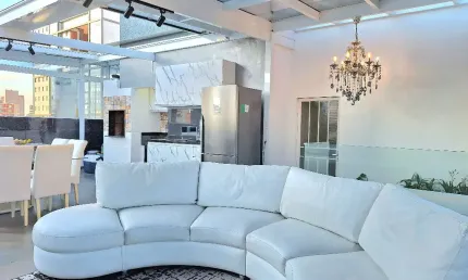 Um charme de Apartamento Cobertura com vista panorâmica no coração de Curitiba