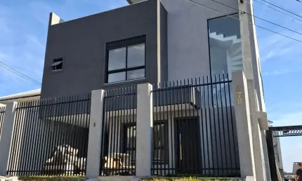 Casa com 3 quartos à venda no Uberaba, Curitiba 