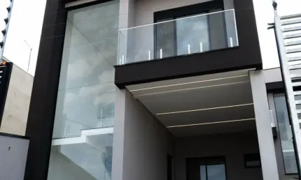 Casa com 3 quartos à venda no Xaxim, Curitiba 