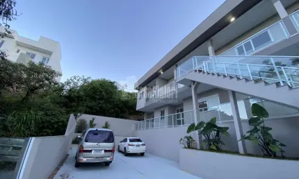 ÓTIMA OPORTUNIDADE! APARTAMENTO DUPLEX À VENDA NO BAIRRO UNIVERSITÁRIO!