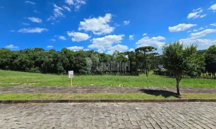 Terreno em Condomínio Fechado a venda no Vale dos Vinhedos