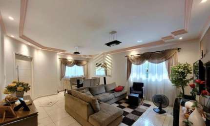 Casa para Venda em Londrina, Coliseu, 3 dormitórios, 1 suíte, 3 banheiros, 2 vagas