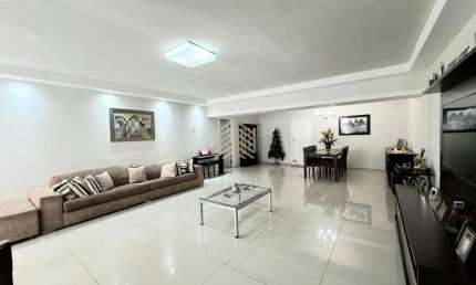 Apartamento para Venda em Londrina, CENTRO, 4 dormitórios, 2 suítes, 5 banheiros, 2 vagas