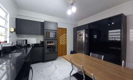 Casa para Venda em Santos, Campo Grande, 3 dormitórios, 3 suítes, 5 banheiros, 2 vagas