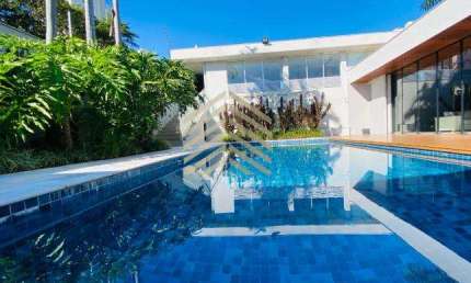Casa para Venda em Londrina, Parque Residencial Alcântara, 4 dormitórios, 2 suítes, 4 banheiros, 4 vagas