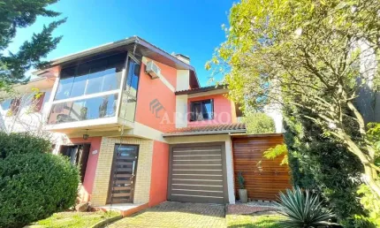 Casa com 3 quartos à venda na Rua Travessa São Marcos, 404, Kayser, Caxias do Sul, 170 m2 por R$ 870.000