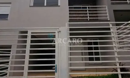 Casa com 2 quartos à venda na Rua José Casara esquina com a Rua Renato Alves de Oliveira, São Caetano, Caxias do Sul, 89 m2 por R$ 390.000