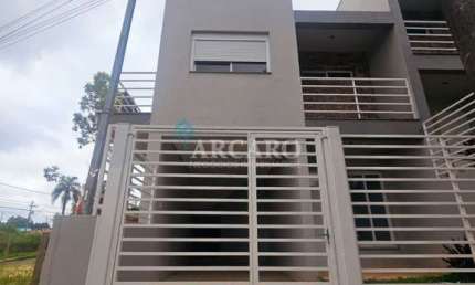 Casa com 2 quartos à venda na Rua José Casara esquina com a Rua Renato Alves de Oliveira, São Caetano, Caxias do Sul, 95 m2 por R$ 450.000