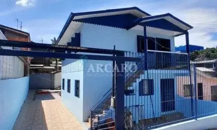 Casa com 6 quartos à venda na rua venâncio antônio guaresi, 537, pioneiro, caxias do sul, 108 m2 por r$ 390.000