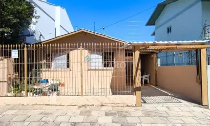 Casa com 4 quartos à venda na Rua Costa Rica, 587, Jardim América, Caxias do Sul, 95 m2 por R$ 450.000