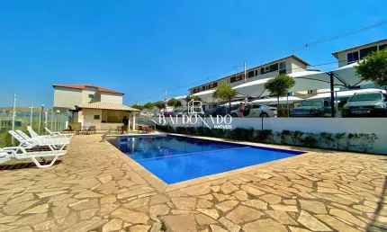 Apartamento em Extrema MG à venda 2 QUARTOS, PISCINA, QUADRA