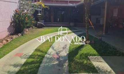 Casa no centro de Joanópolis SP à Venda 2 quartos FINANCIA