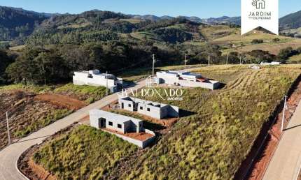 Terreno em Toledo MG à venda pronto para construir financiam