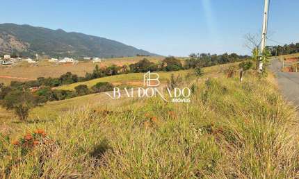 TERRENO EM EXTREMA MG LOTE COMERCIAL COM 300 METROS 330MIL