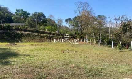 Terreno à Venda em Extrema - MG 3.000 m² com Escritura 