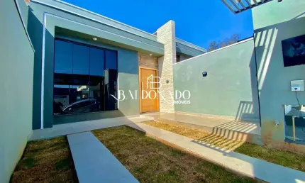 CASA EM EXTREMA MG À VENDA 3 QUARTOS ACEITA FINANCIAMENTO
