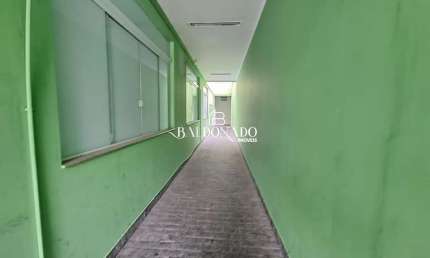 SALÃO COMERCIAL PARA ALUGAR EM EXTREMA MG 180M² REGIÃO CENTRAL