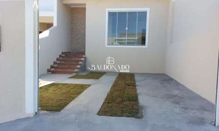 CASA EM EXTREMA MG À VENDA 70,44 METROS À 3KM DO CENTRO