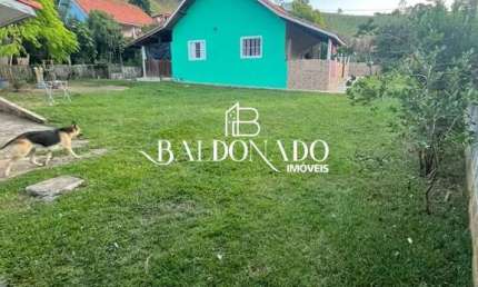 CHÁCARA EM CAMANDUCAIA MG 1.000M² A 2,6KM DO CENTRO 2 CASAS