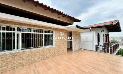 CASA COMERCIAL EM EXTREMA MG PARA LOCAÇÃO 100 METROS CENTRO