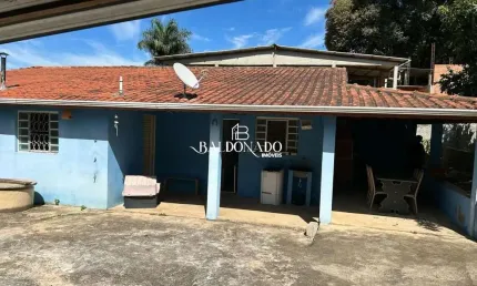Chácara em extrema mg à venda 2 quartos lago e rio nos fundos