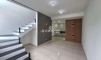 CASA SOBRADO EM EXTREMA MG VENDA 70M² R$380MIL 2KM DO CENTRO