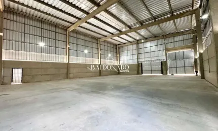 GALPÃO PARA VENDA EM EXTREMA MG 1.000 M² ÁREA INDUSTRIAL FÁCIL ACESSO