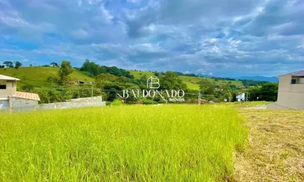 Terreno em Extrema MG à venda Terreno plano 300m² Multifamiliar