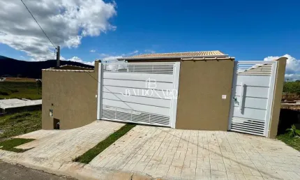 Casa em Extrema MG à venda com 2 quartos garagem quintal