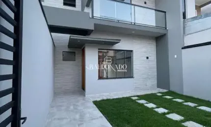 Casa em extrema com 3 dormitórios suítes com ótimo acabamento  próximo do centro