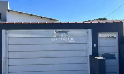 Casa em extrema para alugar com 2 dormitórios, garagem próximo as empresas