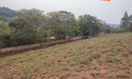 Chácara / sítio com 3 quartos à venda no Três Barras, Conselheiro Lafaiete , 20 m2 por R$ 620.000